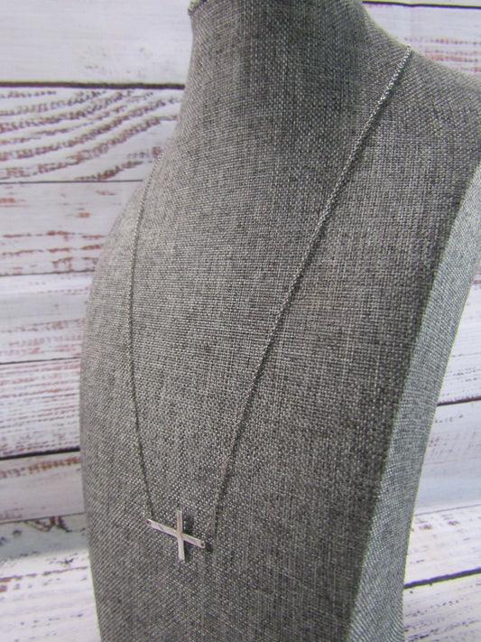 20 1/4" Sterling Silver Rolo Chain Cross Pendant Necklace