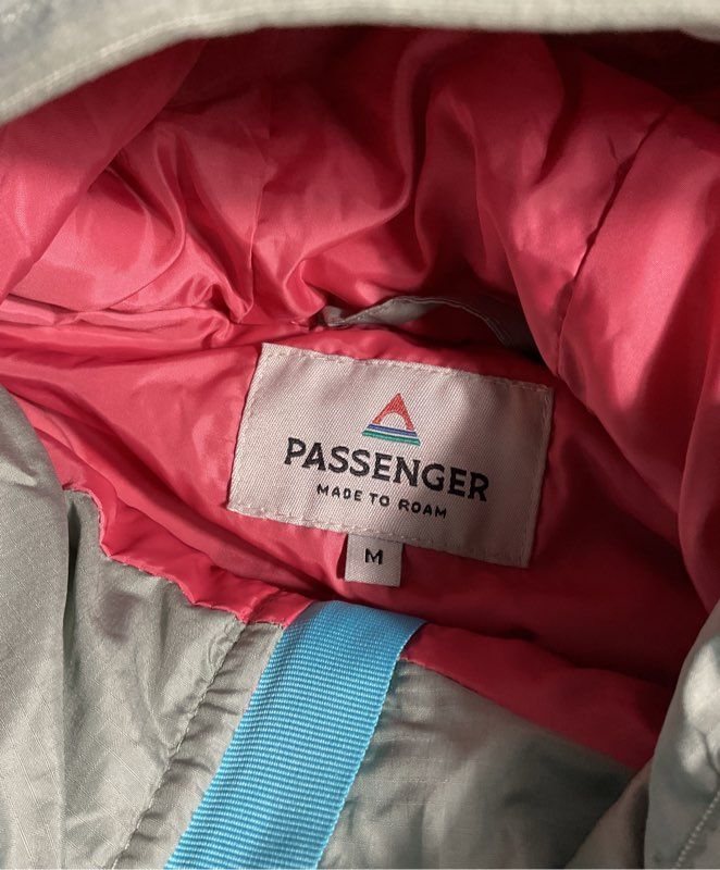 NWT Passenger Women's Juana Recycled Polar Hooded Fleece Jacket Oatmeal Size M