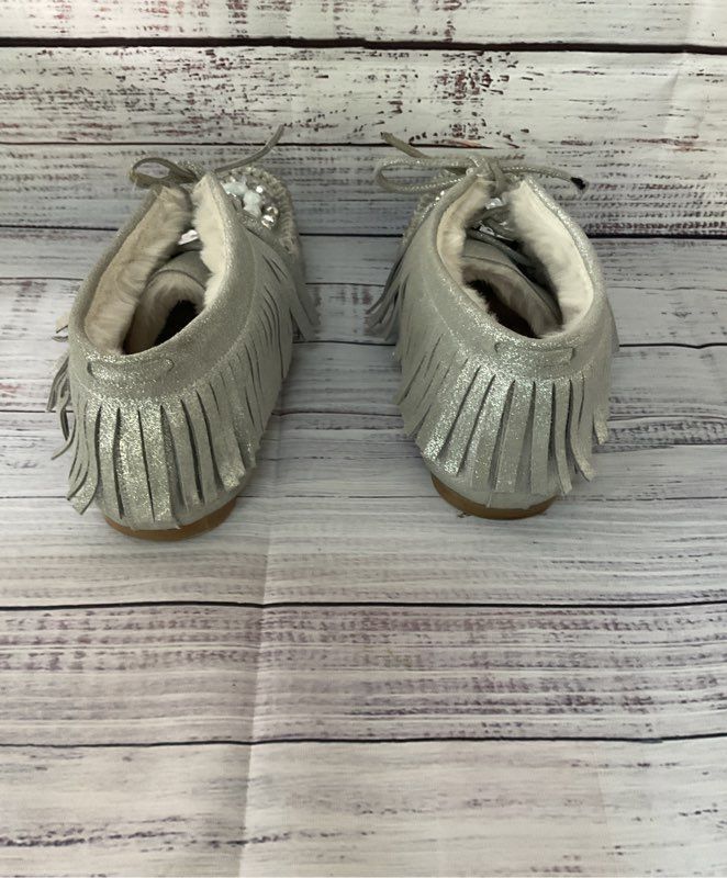 Women's Elena Linardarki Silver Moccasin w/ embellishments Size 5.5 Retail $200