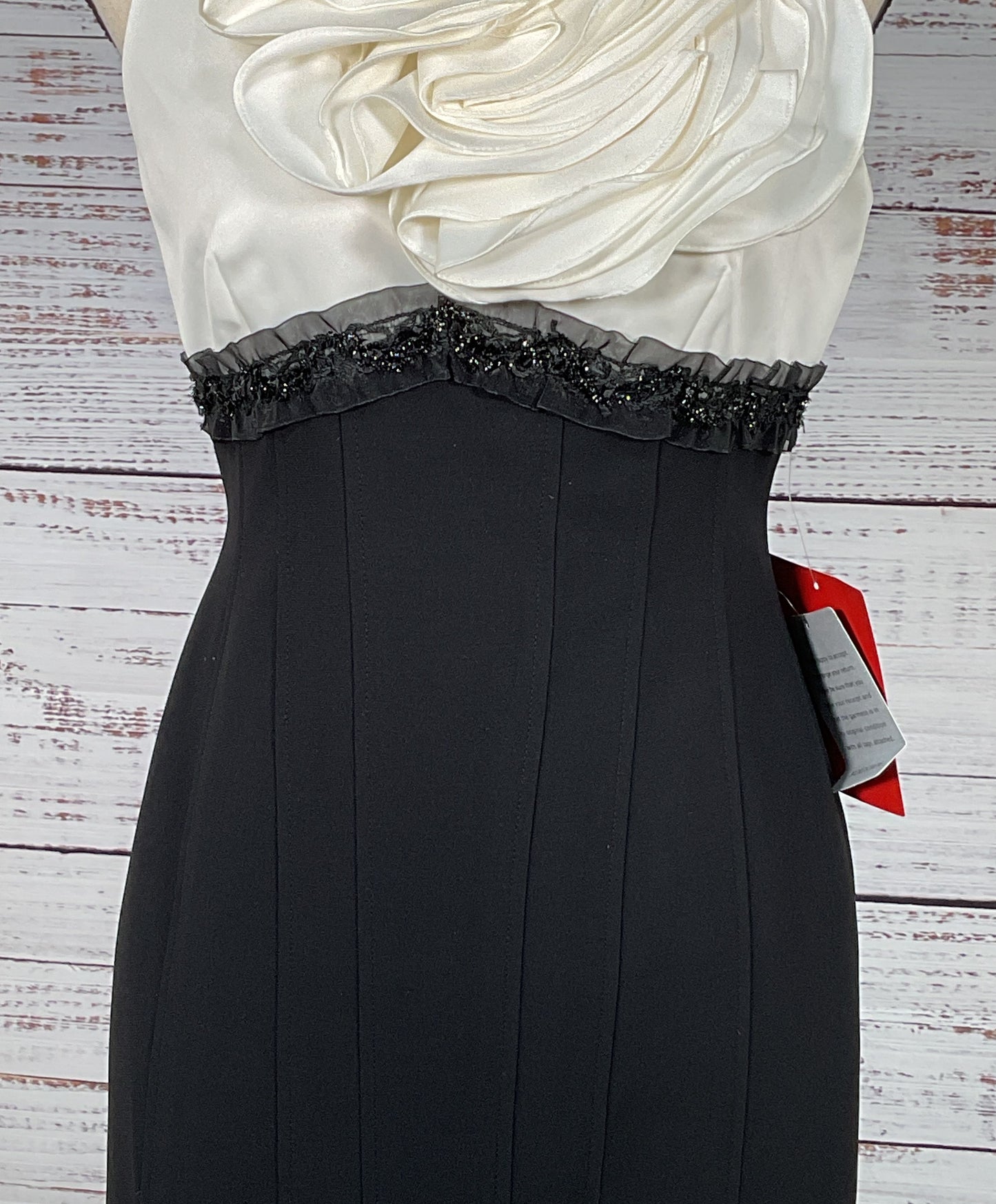 JS Collection Ruffle Collar Sheath Cocktail Dress White Black 4P