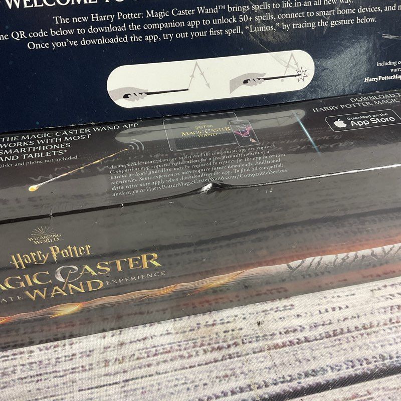 Harry Potter Loyal Magic Caster Ultimate Wand Experience Bluetooth Collectible