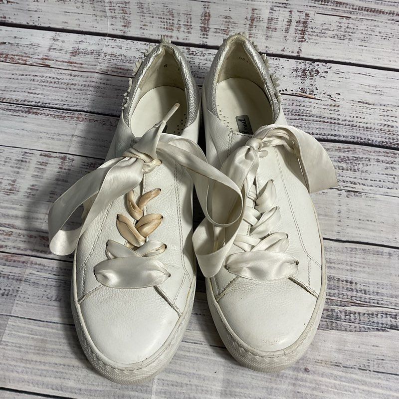 Paul Green White & Silver Floral Leather Ribbon Lace Sneaker Women's Size 6
