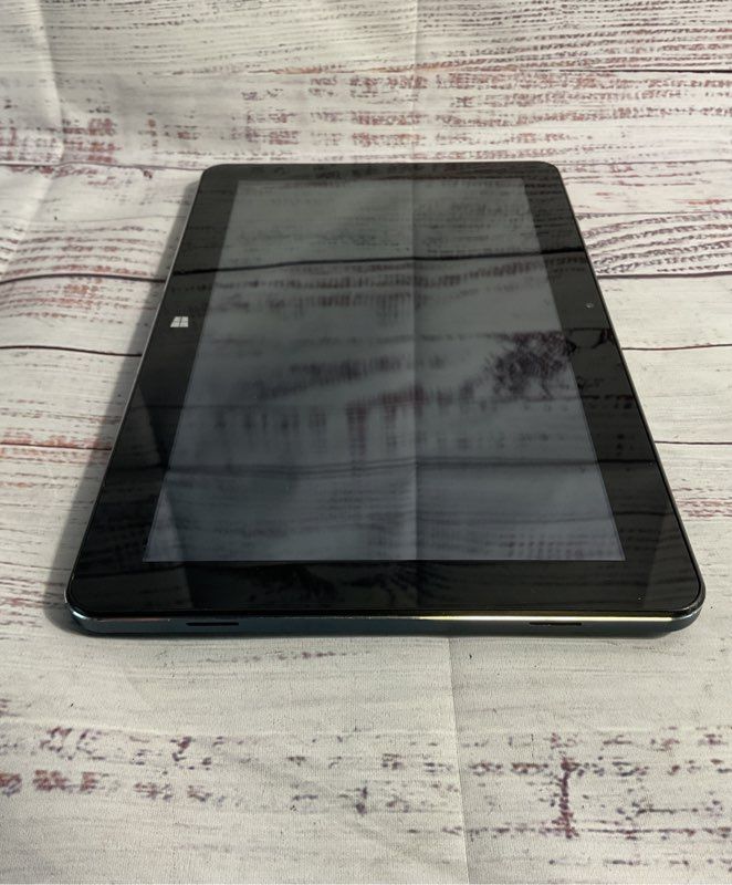 Cube iWork11 Stylus 64GB Intel Z8300 Quad Core 1.4GHz 10.6 Inch DualOS For Parts
