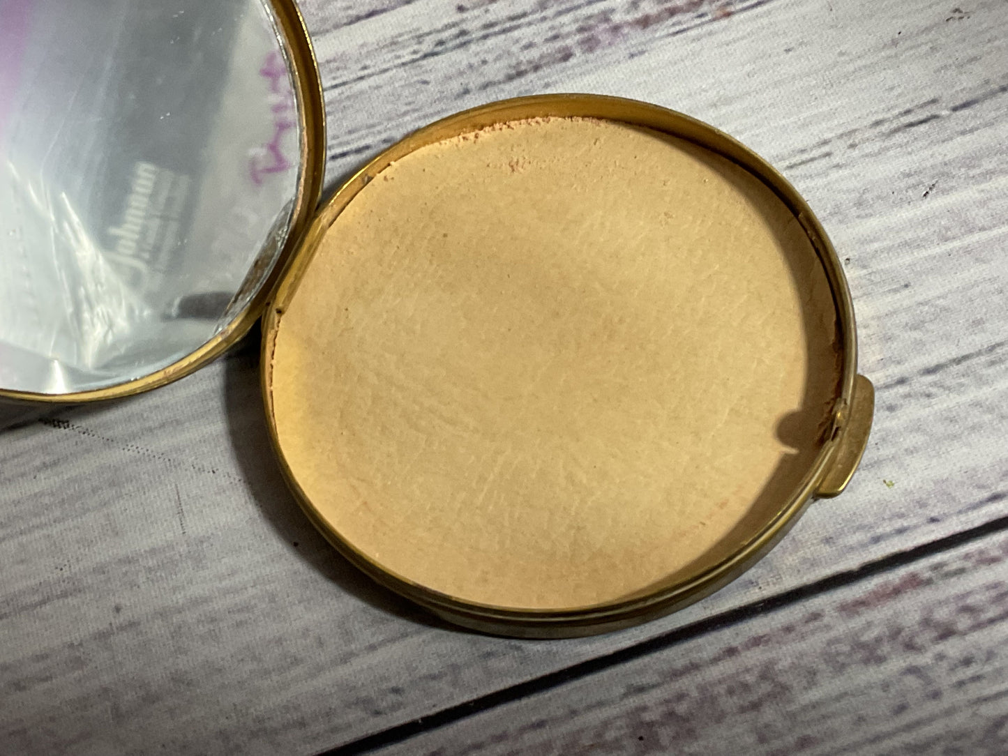 VTG. WIESNER OF MIAMI Trickettes Mother of Pearl Powder Mirror Compact