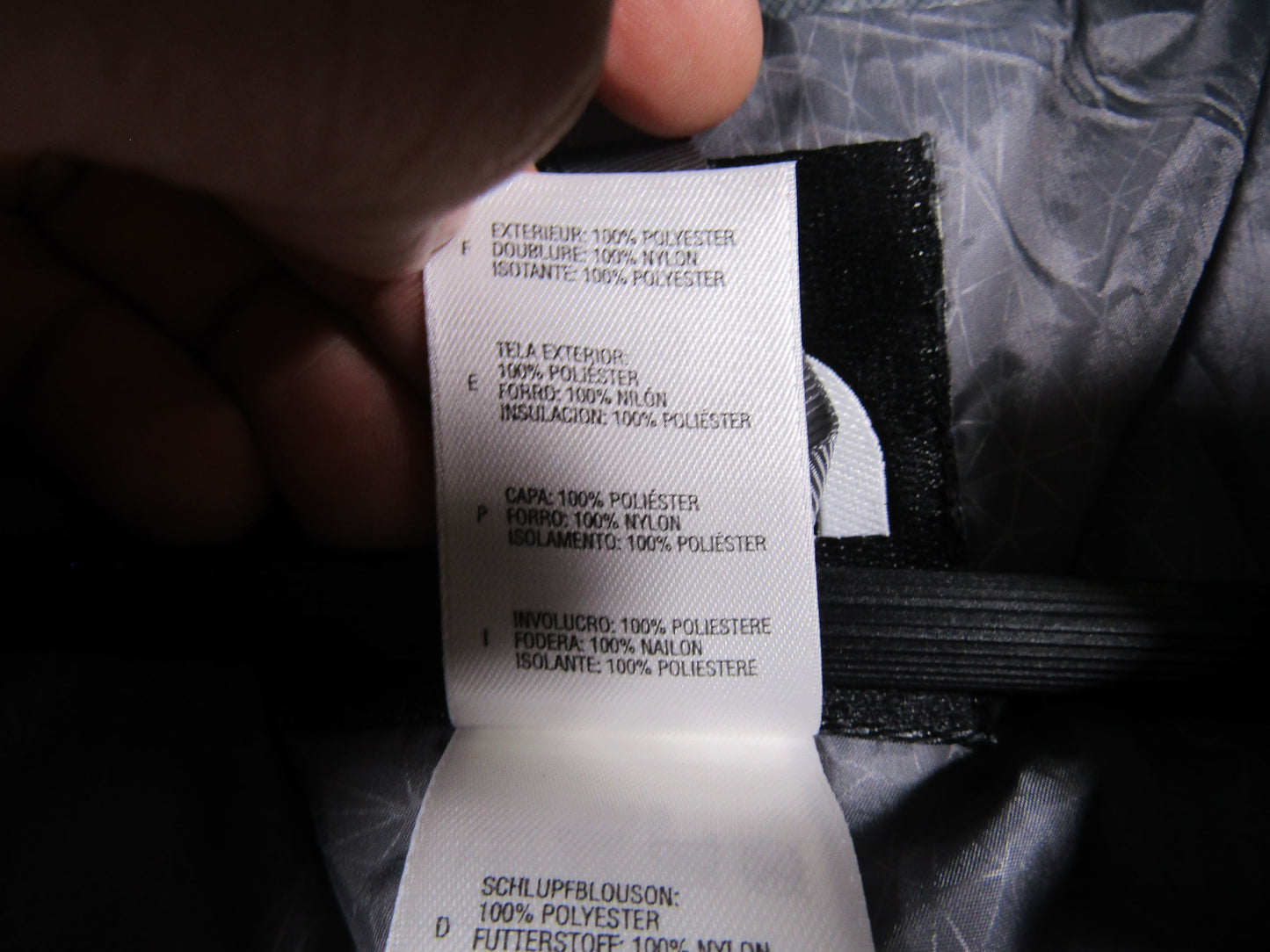 The North Face HyVent Boy's Red Ski Winter Jacket Size XL