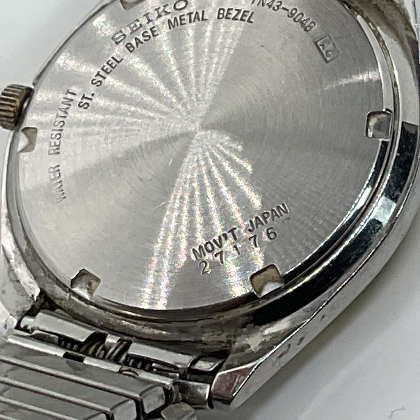 SEIKO TN43-9048 Men's Two Tone 37mm Day Date Round Speidel Band Watch