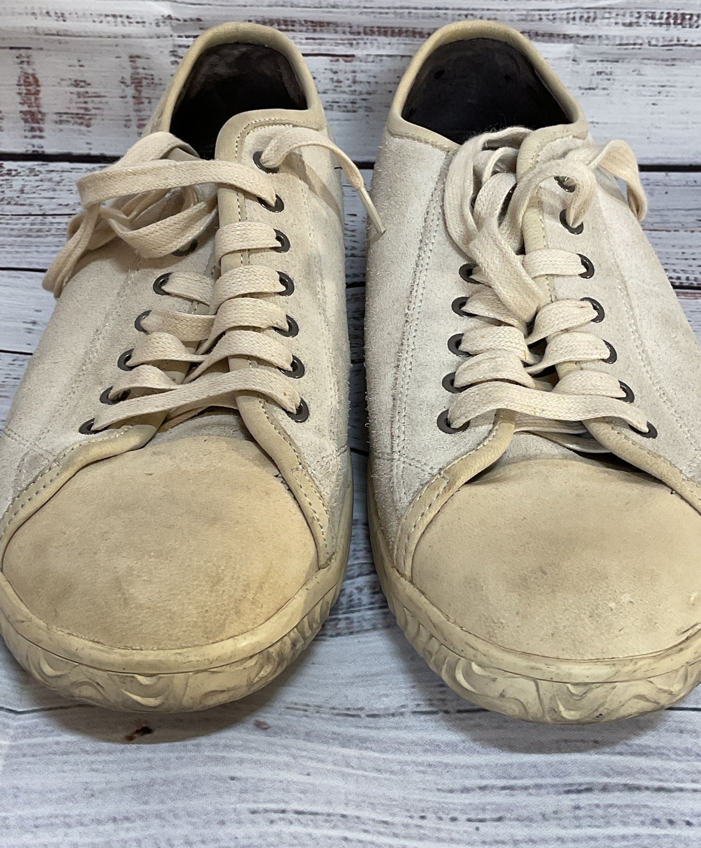 John Varvatos Suede Hattan Low Top Sneakers Birch 9.5