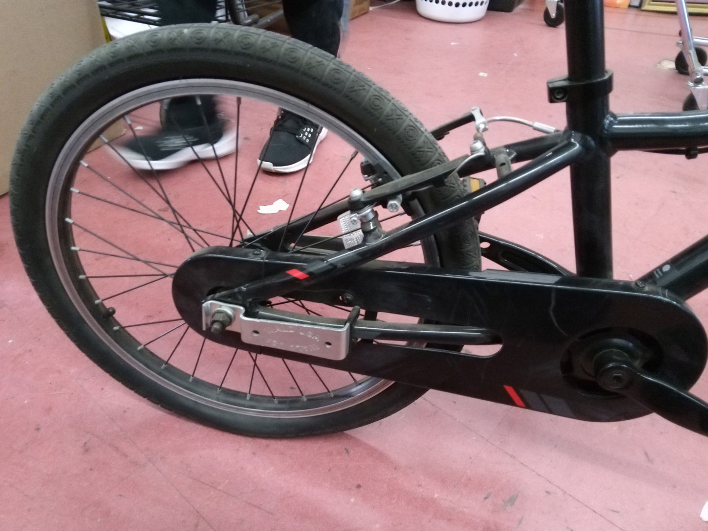 TREK Silver Alpha Aluminum ISO 4210-02 Black Young Adult Bike- PICKUP 90025