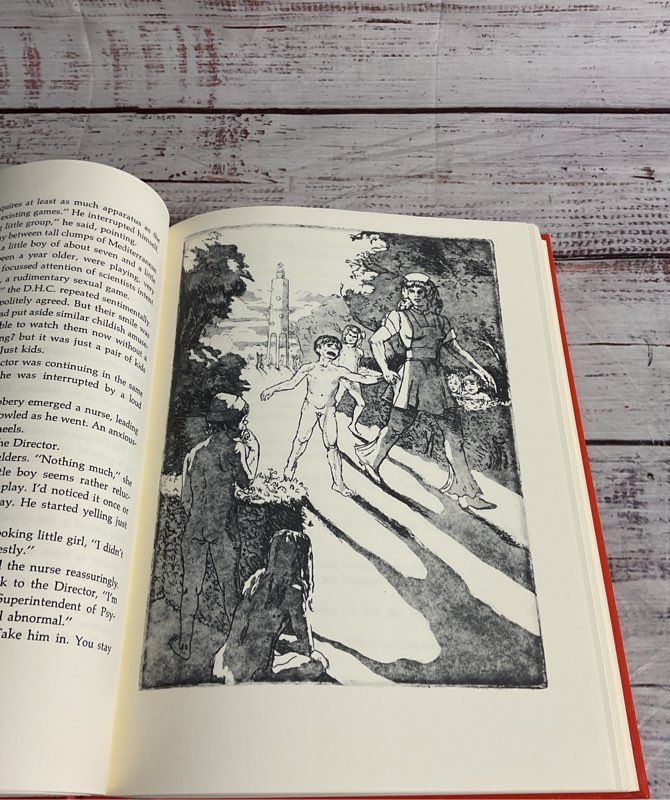 Brave New World Heritage Press 1974 Aldous Huxley Slipcase Sandglass Illustrated