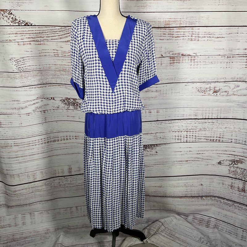 VTG. MINDY MALONE Women's Blue/White Dress- SEE MEASUREMENTS
