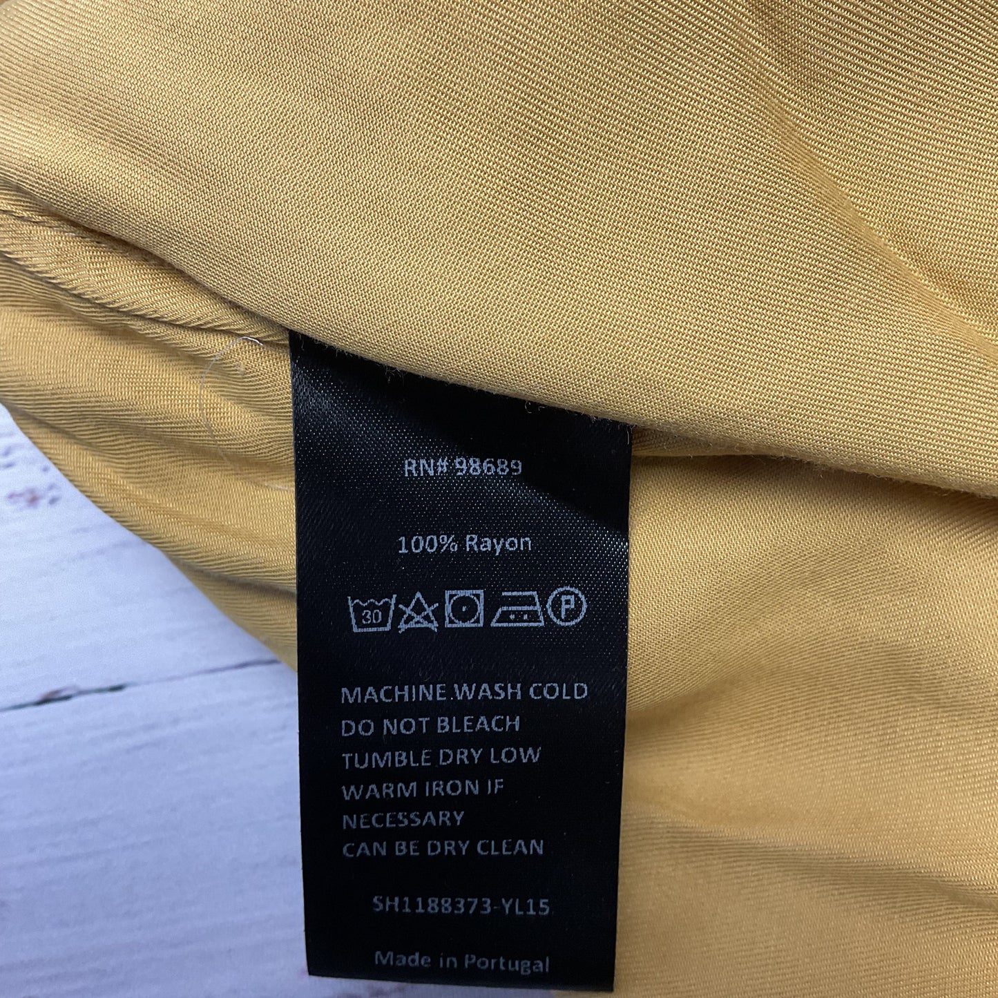Todd Snyder Button Up Short Sleeve Tan Yellow Rayon Shirt - Size M