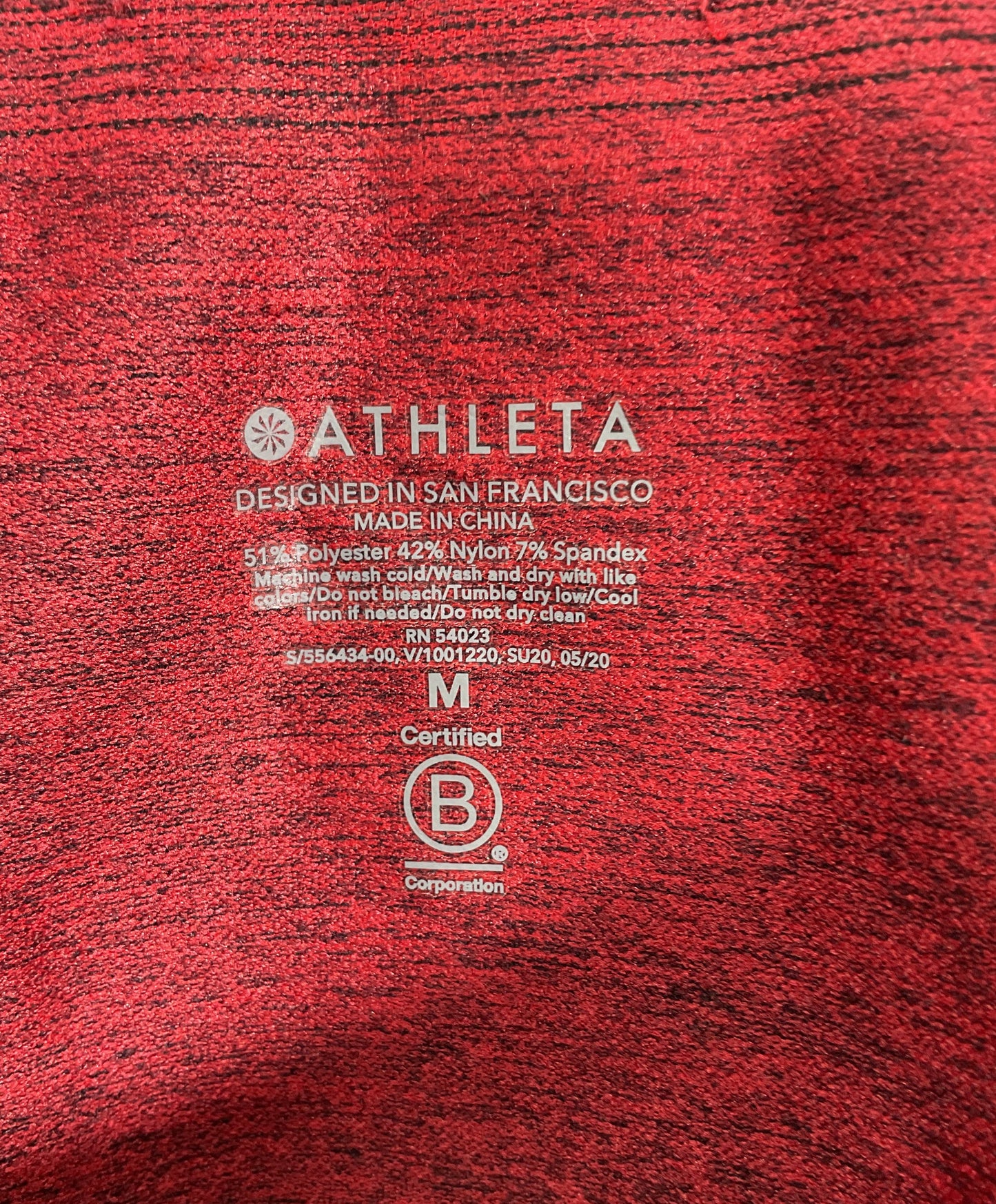 Athleta Women's Ombre Red & Blue Relay Tank Top Size M