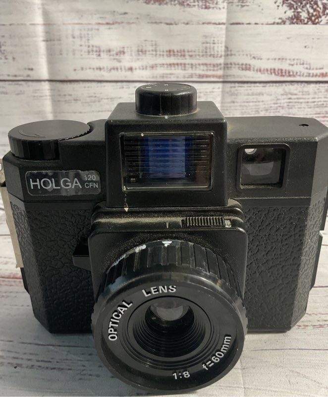Holga 120 CFN Lightweight Fun Medium Format Camera Multi-color Flash Lomography
