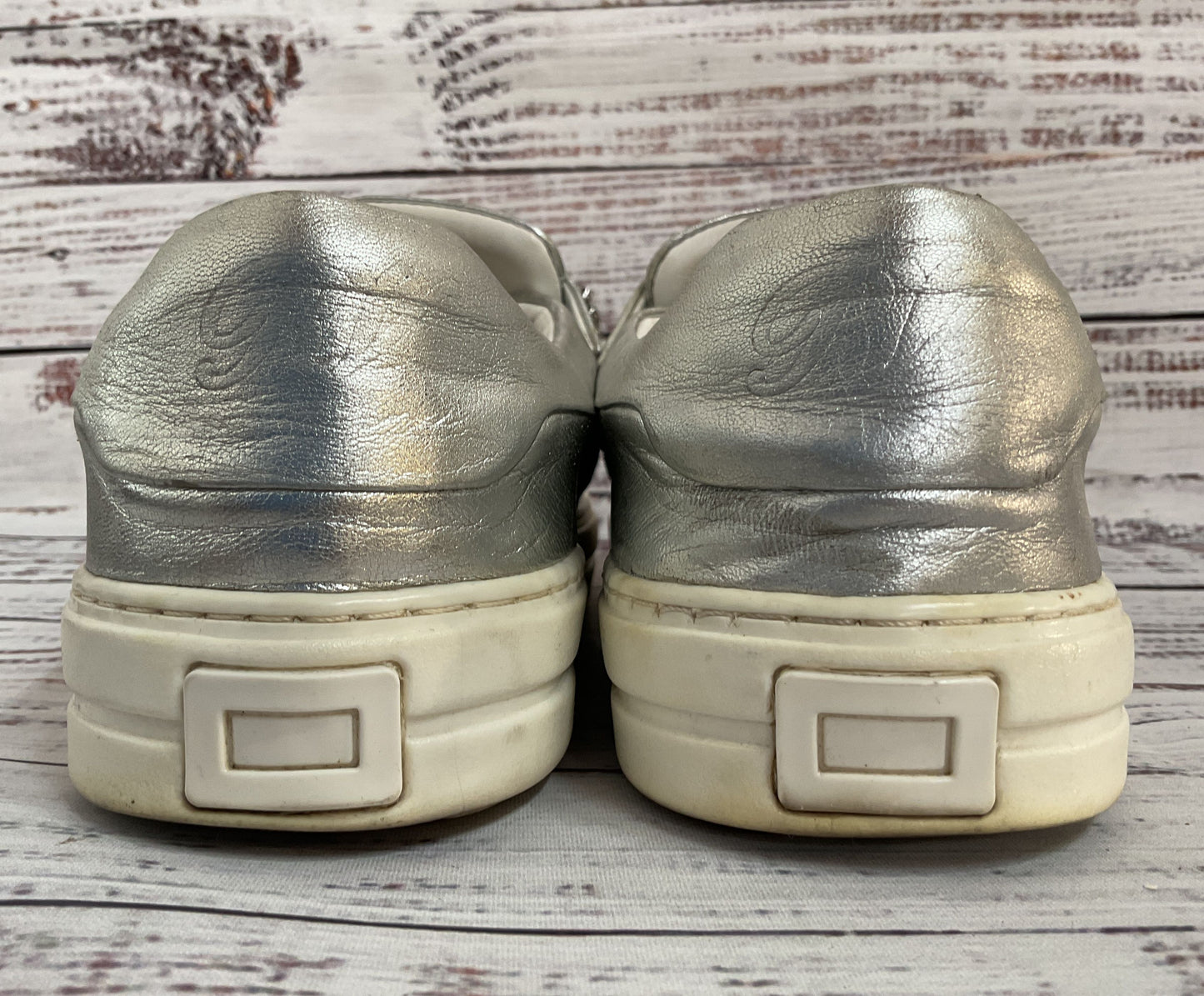 Roger Vivier Women's Silver Leather Crystal Embellished Slip-On Made in Italy