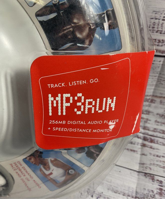 Philips/Nike 256 MB Solid State MP3 Player Exercise Sensor PSA220 New Old Stock