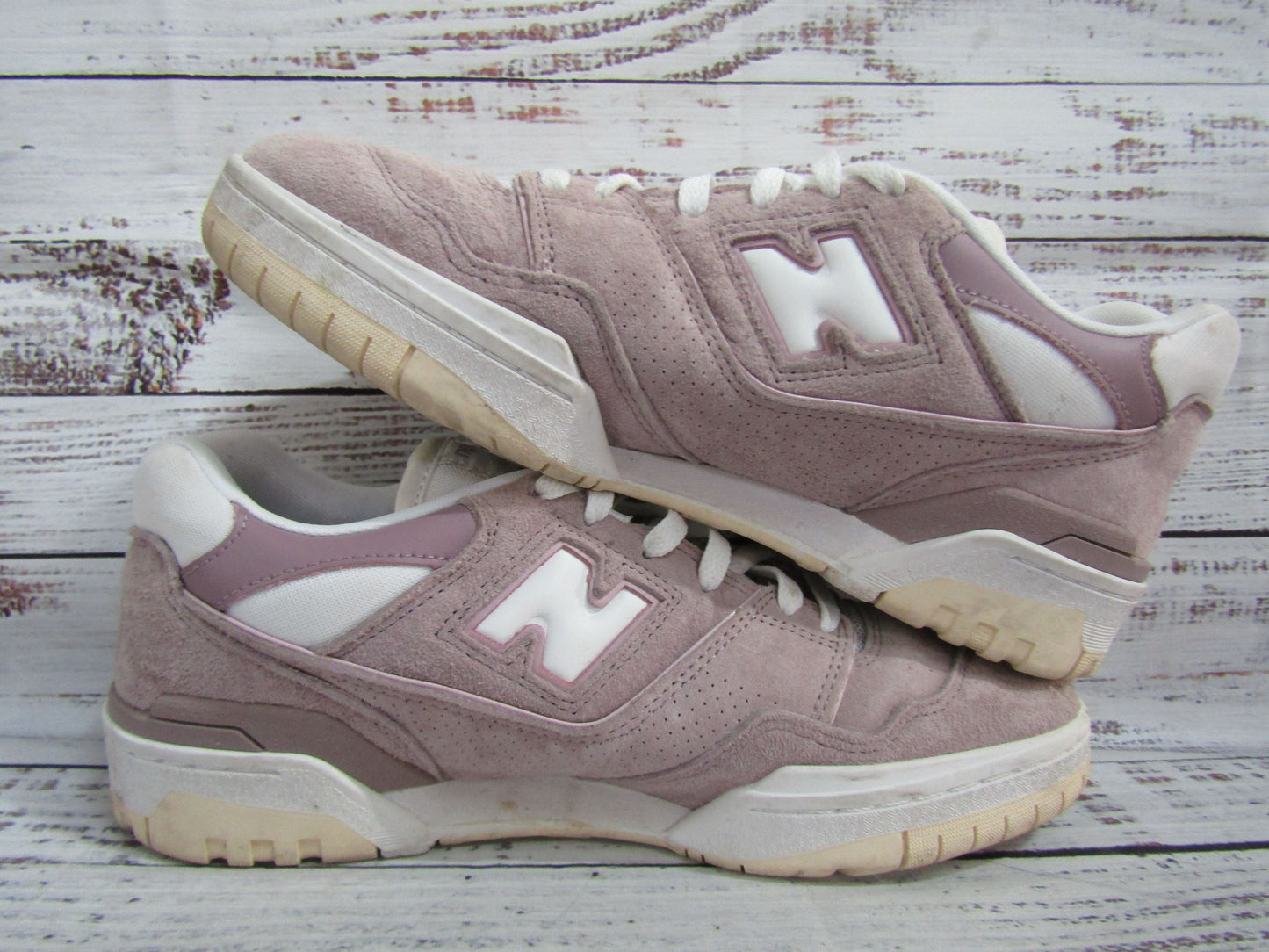 New Balance 550 Women's Lilac Chalk Suede Low Top Sneakers Size 8.5 BBW550PB