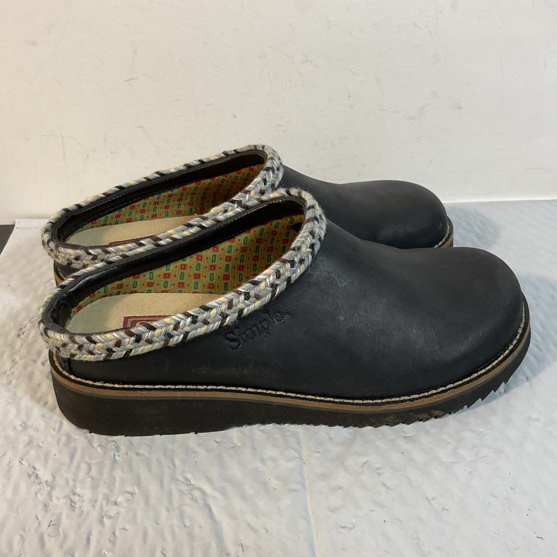 SIMPLE Unisex Black Leather Clogs- SZ 8M / 10W