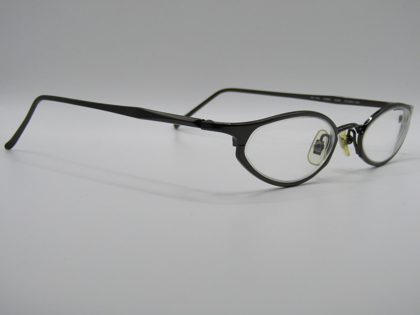 Isaac Mizrahi Vamp Women's Gunmetal Gray Slim Eyeglasses Frame Made in Japan