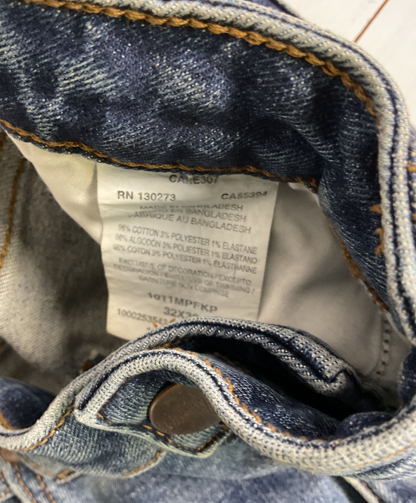 NWT Women's Wrangler Bailey Flare Jeans Size 32