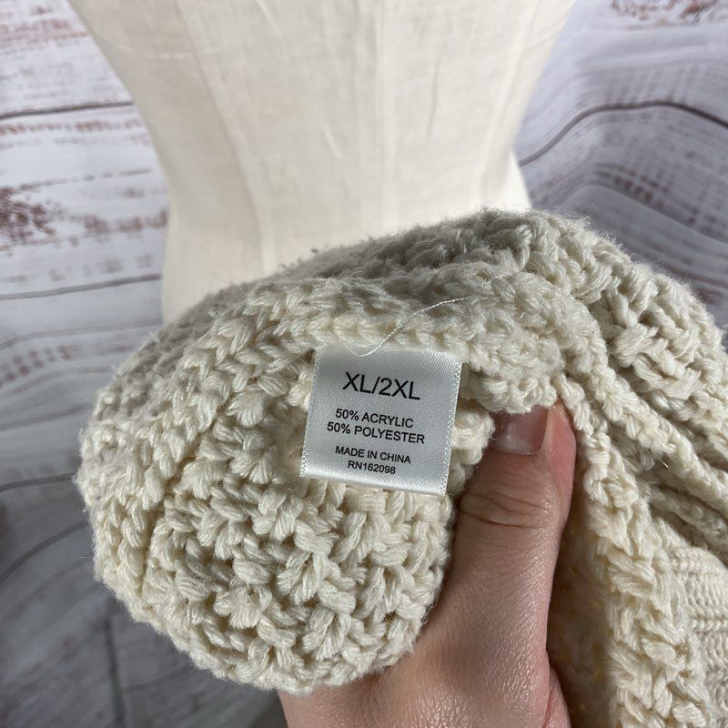 Taylor Swift Red Taylor's Version Embroidered Star Chunky Knit Cardigan sz XL/2X