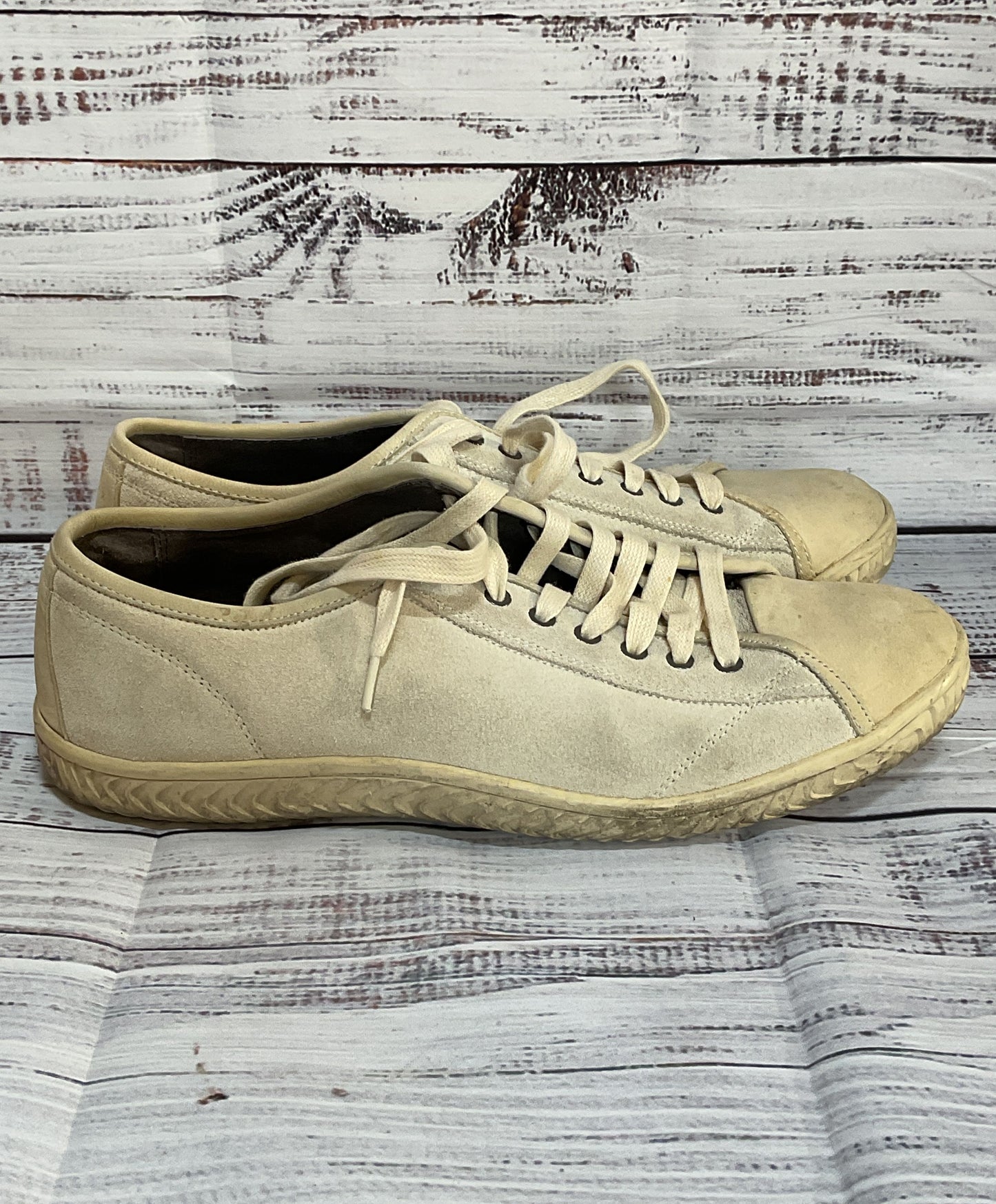 John Varvatos Suede Hattan Low Top Sneakers Birch 9.5