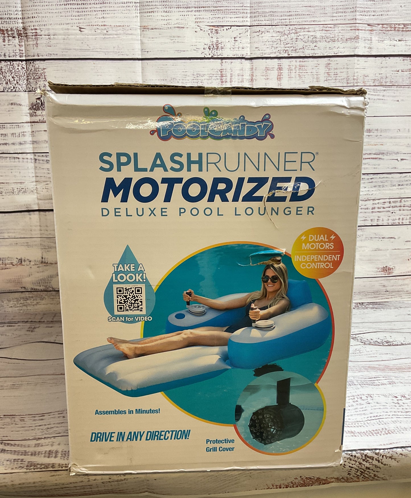 Summer Fun Pool Candy Splash Runner Motorized Deluxe Pool Lounger