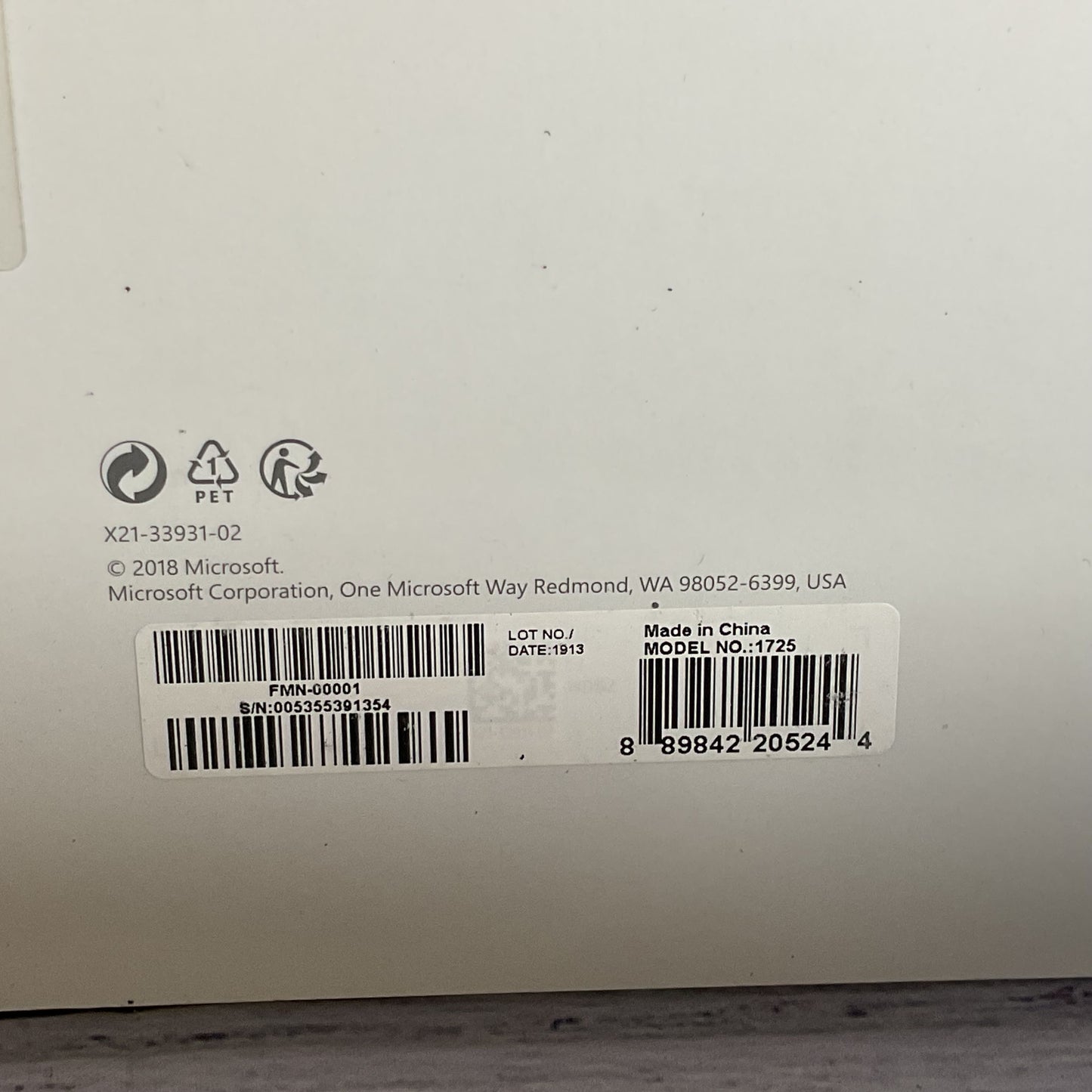 Open Box MICROSOFT Surface Pro 1725 Back Lit Keys Cover Keyboard