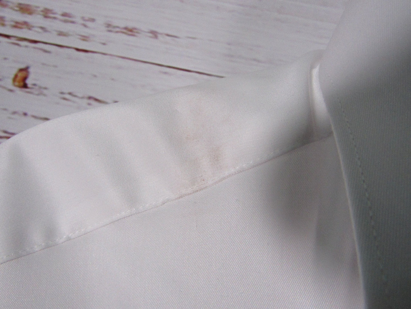 Charles Tyrwhitt White Egyptian Cotton Twill Classic Fit Shirt Size 15.5 / 33in
