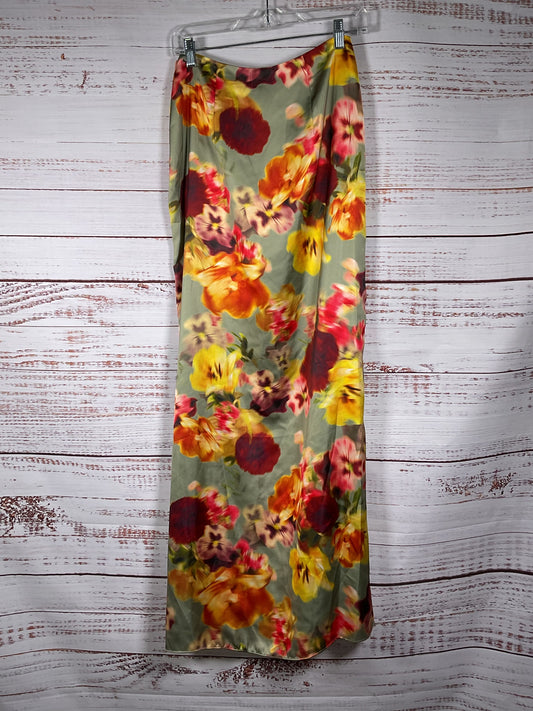 BCBG Maxazria Floral Skirt - Size 4 NWT