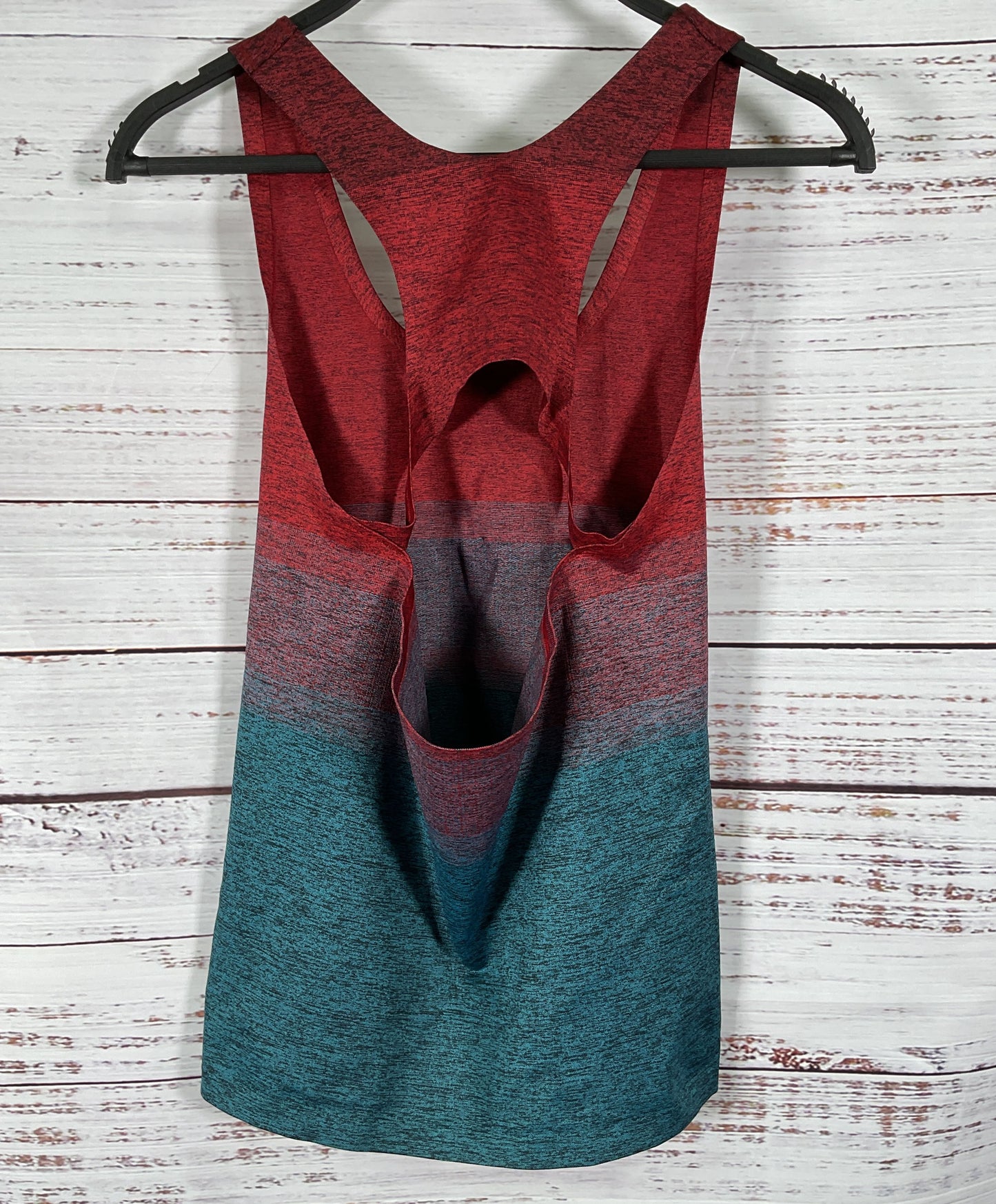 Athleta Women's Ombre Red & Blue Relay Tank Top Size M