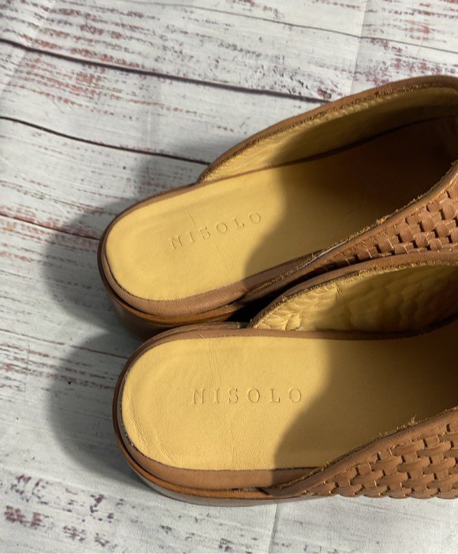 Nisolo Ama Basketweave Leather Mule Woven Almond Women's Size 7.5 Sandals