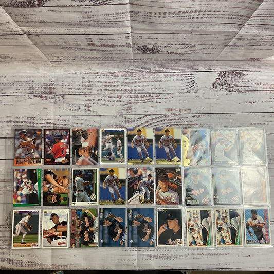114 CAL RIPKEN JR. MLB Baseball Cards- IN GOOD CONDITION!!!!
