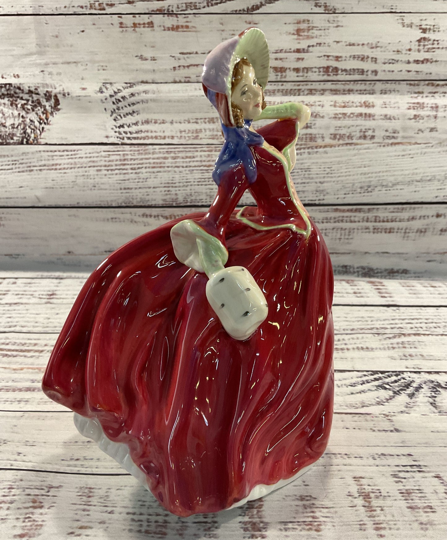 Royal Doulton Autumn Breezes Figurine Made in England HN1934