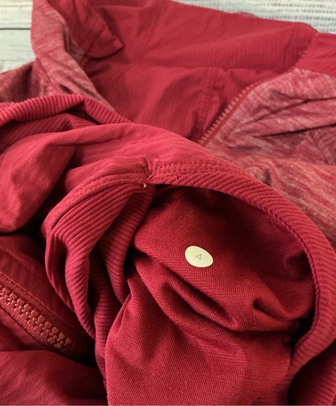 Women's Lululemon Reversible Red Jacket Size 4
