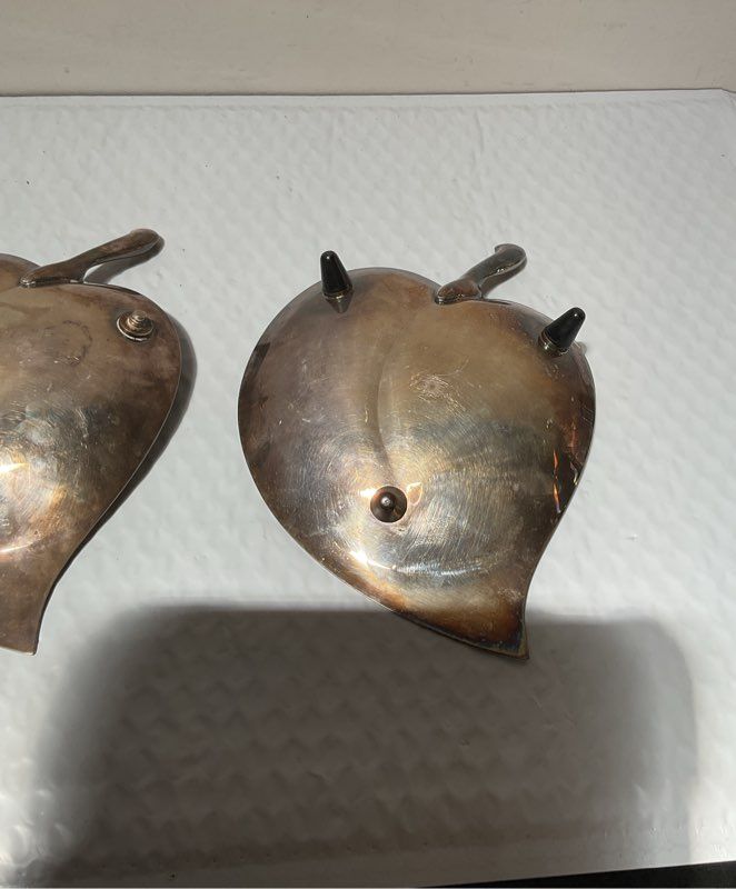 Set Of 2 Vintage B. Rogers Silver Co 1883 Leave Bowls Gun Club