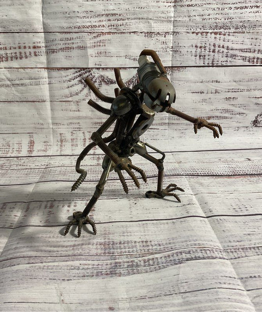 Metal Scrap Alien Xenomorph Sculpture Figurine Handmade 7"