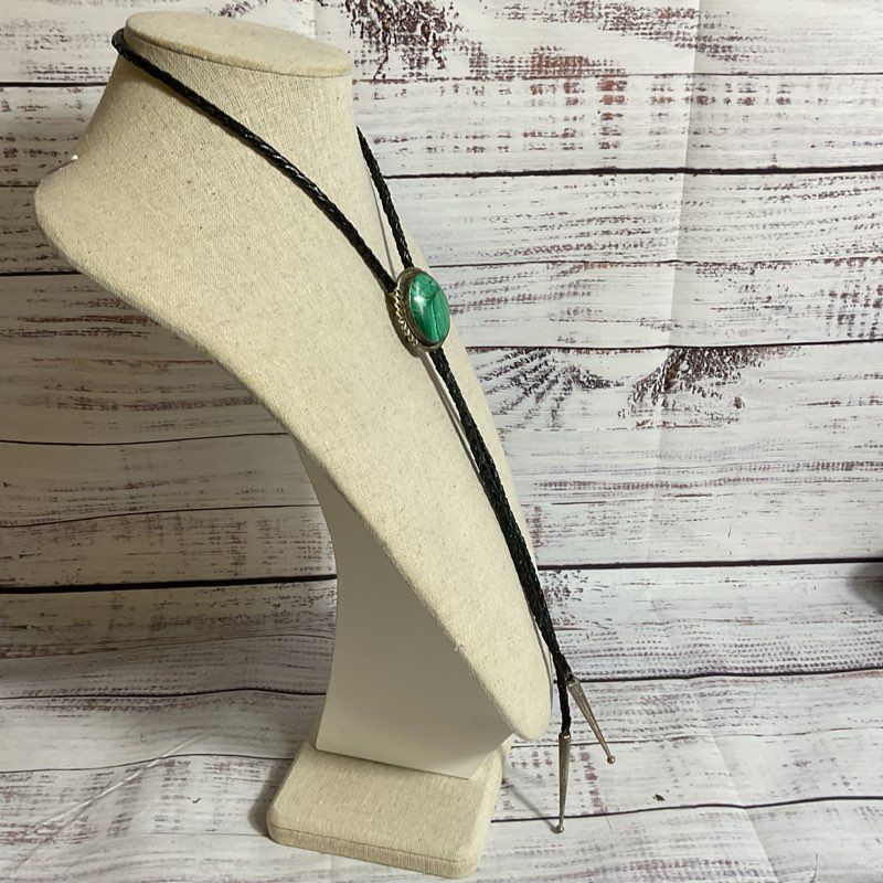 VTG. Sterling Silver Malachite Black Leather Rope Bolo Tie