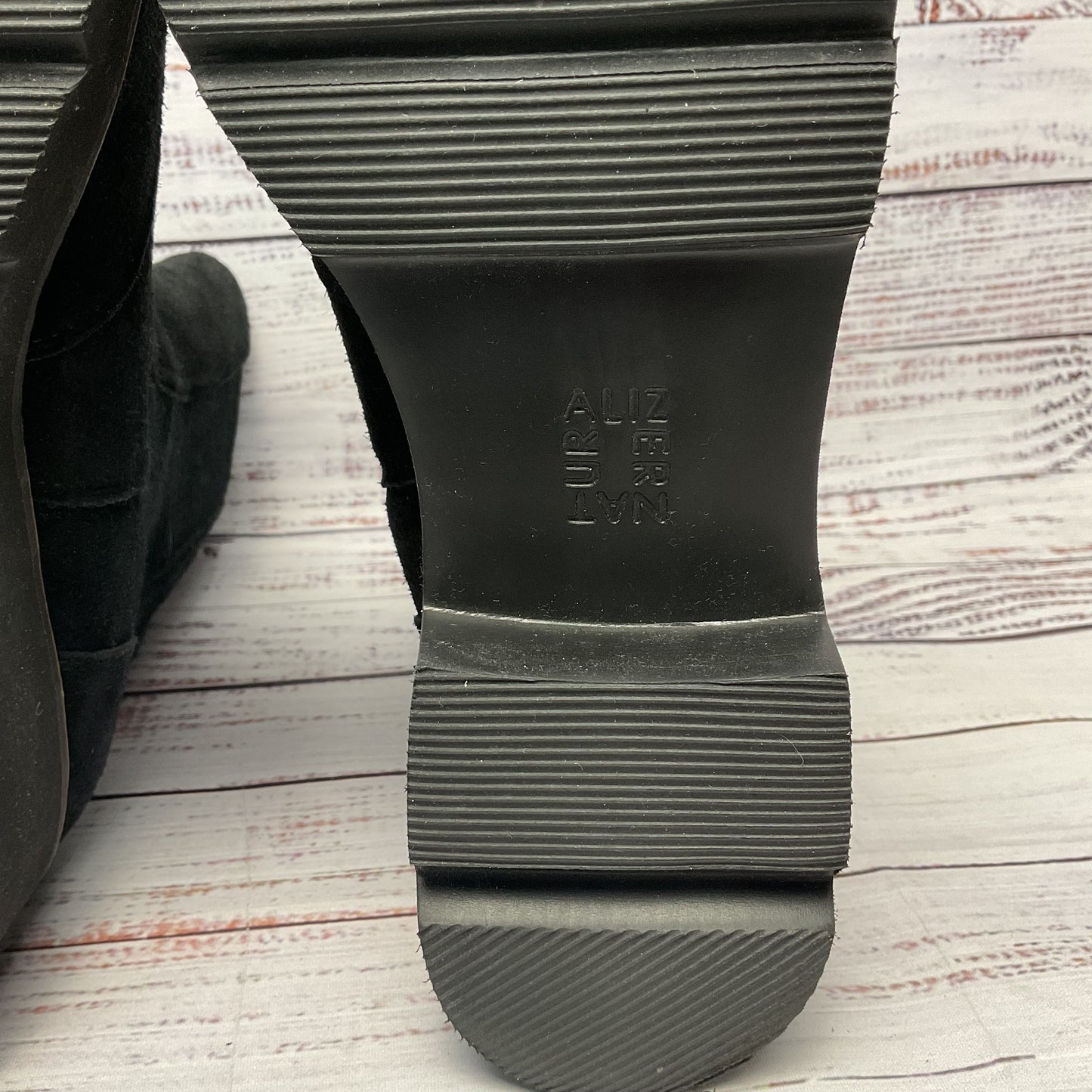 Naturalizer Black Suede Chelsea Boot Women Size 7.5