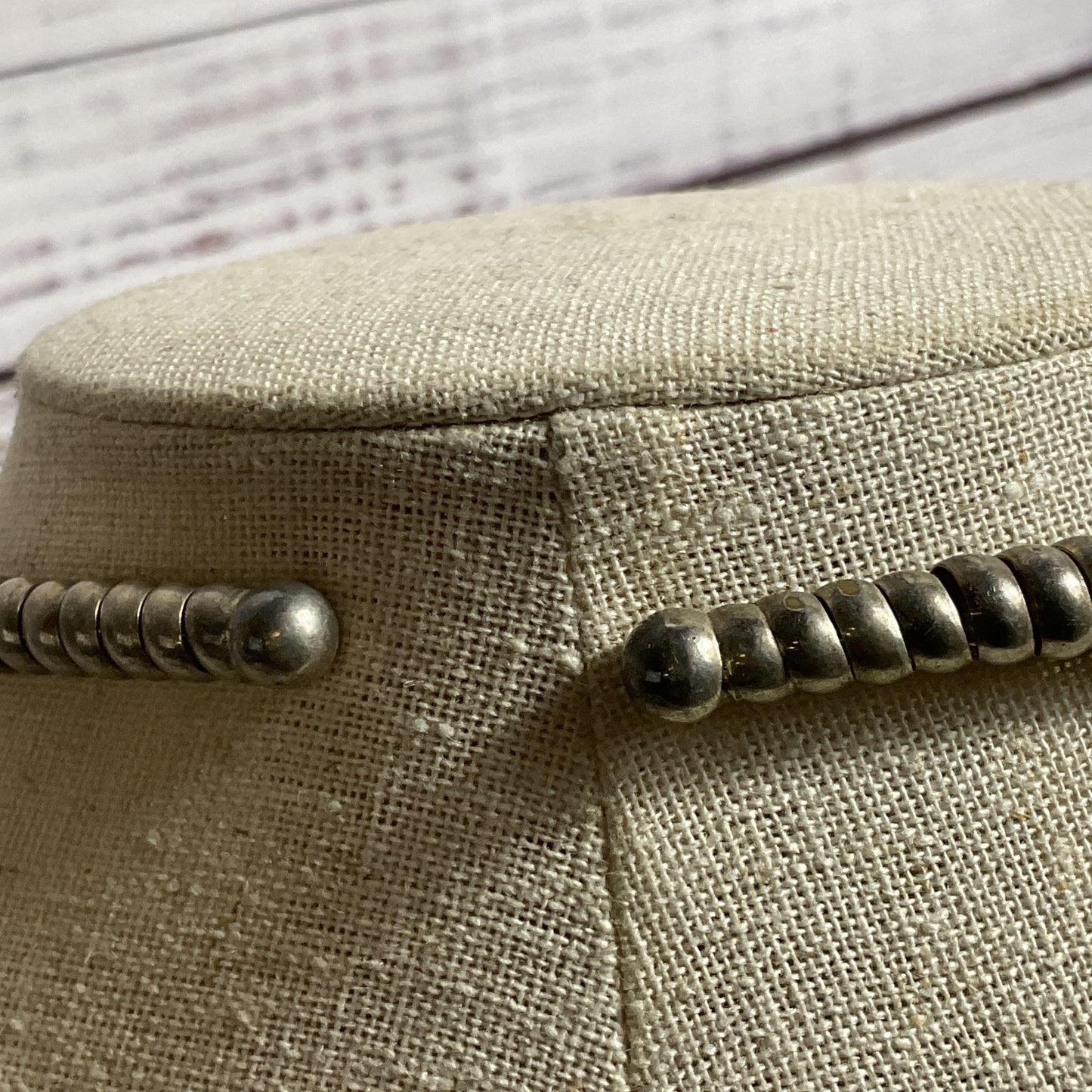 VTG. Silver Tone Coil Choker Necklace