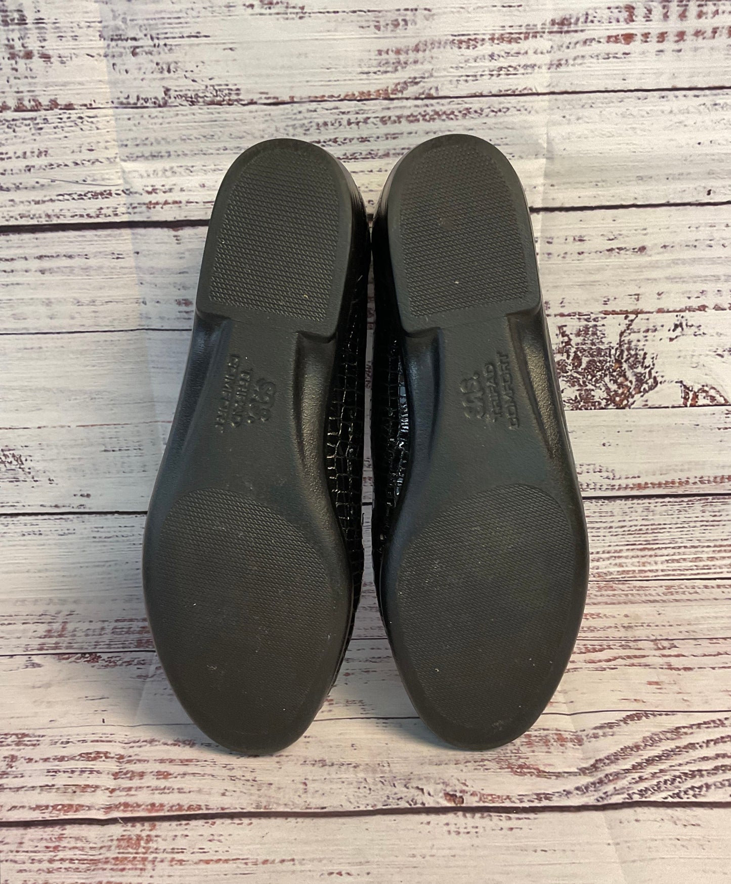 SAS Simplify Black Croc Tripad Everyday Loafer Women's Size 8