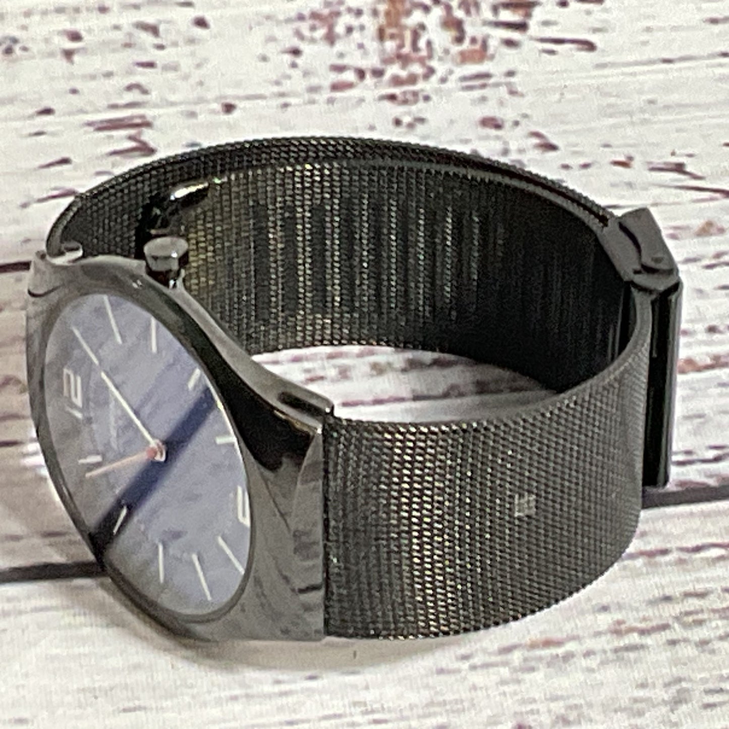 BERING Ceramic 32039-447 Men's Blue Dial Black Mesh Watch- BAND CLASP DAMAGED