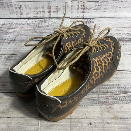 Jeon Brown Leopard Print Sneaker Bowling Shoe Women's Size 5