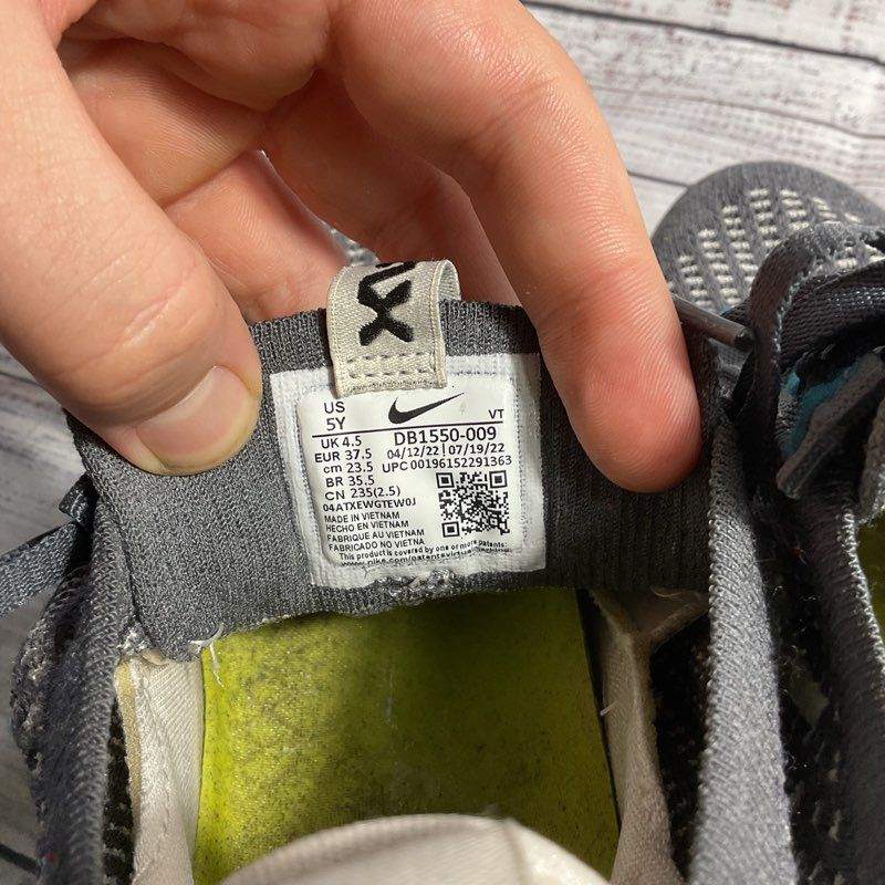 Nike VaporMax 2021 FK DB1550-009 Grey/Volt Sneaker Athletic Shoe Unisex Kids 5Y