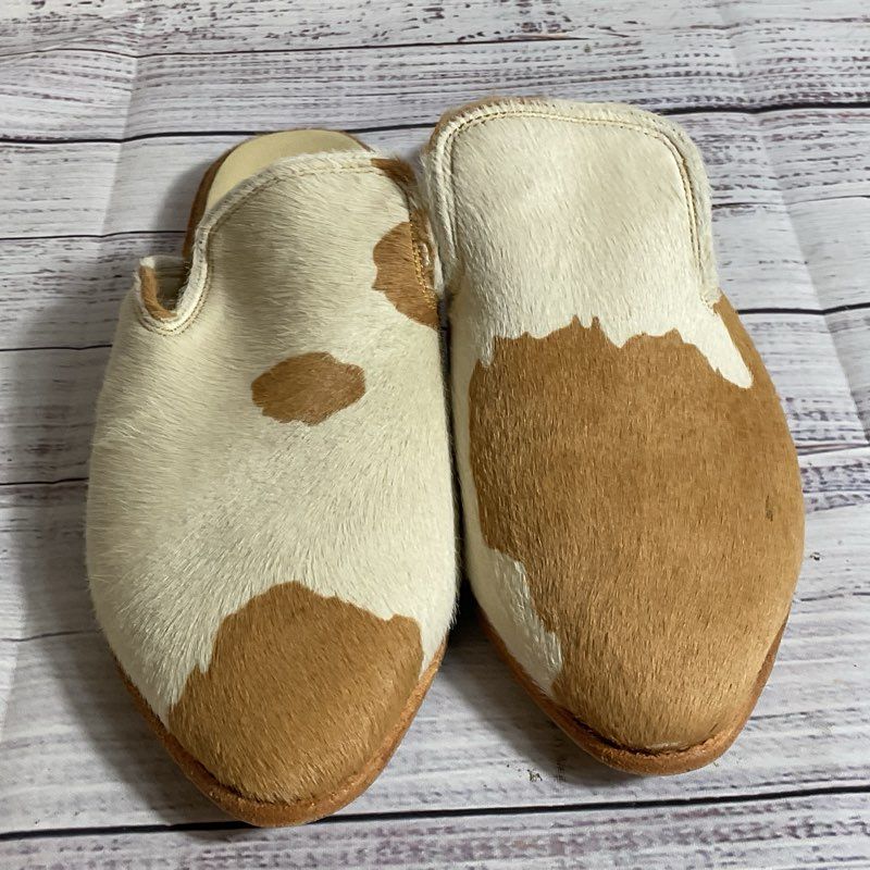 BOUGAINVILLEAS Beige Calf Fur Slip On Mules- SZ 35