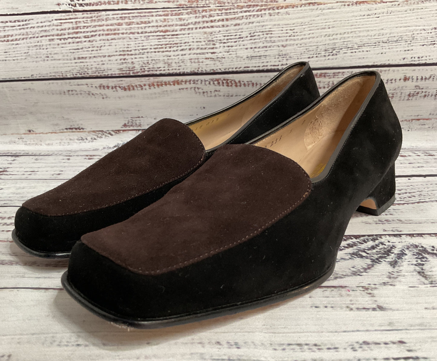 Salvatore Ferragamo Women's Brown Suede Pump Heels Size 5 Made in Italy