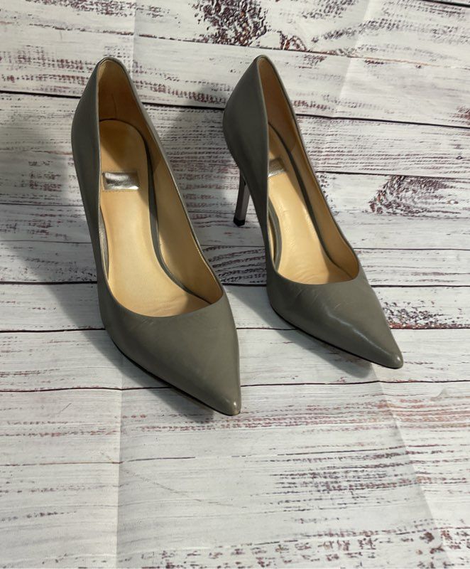 Women's Guess by Marciano Gray Pump Heel Women 7.5
