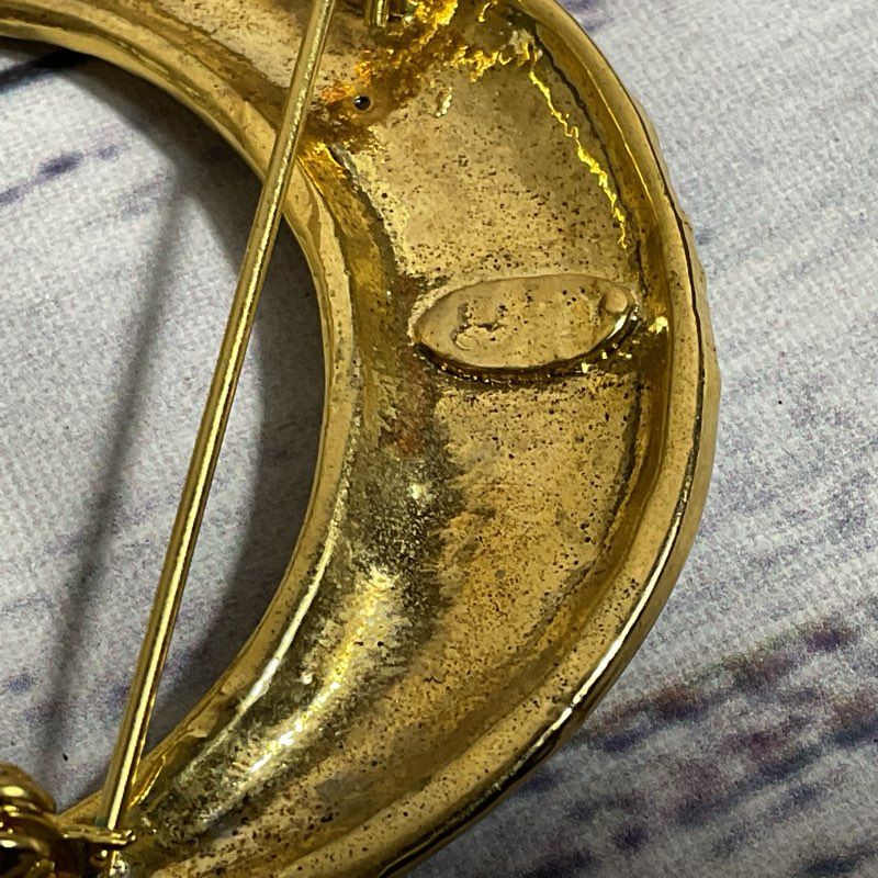 VTG. Gold Tone Celestial Enamel & Rhinestone Crest Moon Brooch- 2.25"