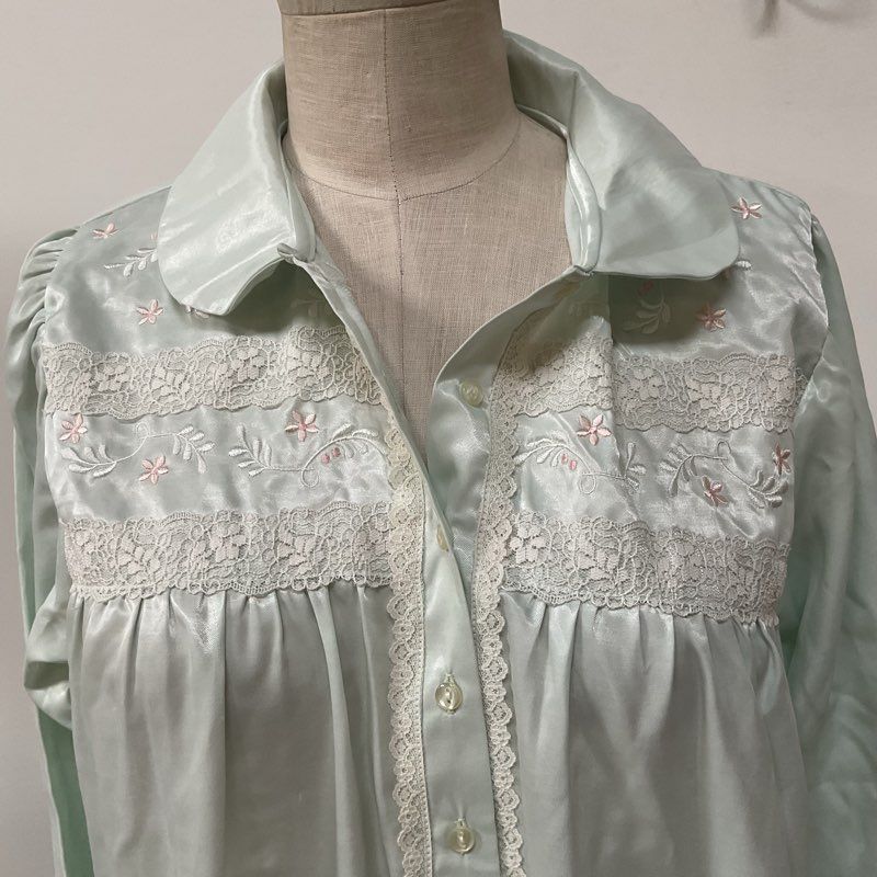 VTG. OSCAR DE LA RENTA Women's Mint Green Satin Embroidered Nightgown- SZ L