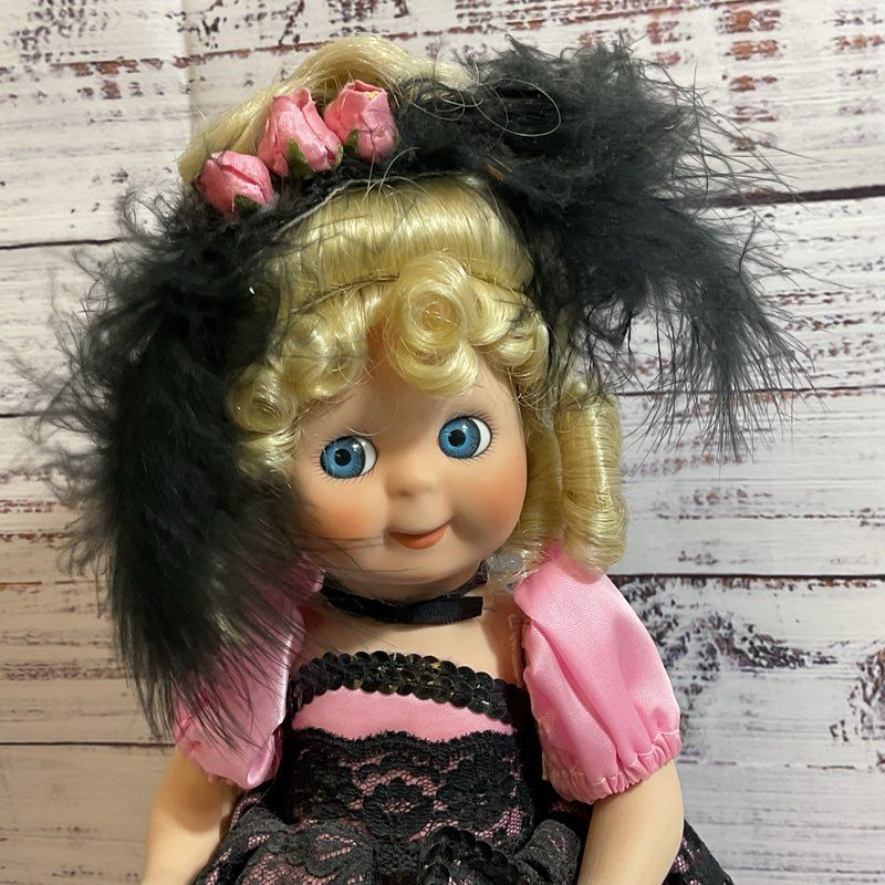 Numbered VTG. PATRICIA LOVELESS Tootie Fifi La Toot Porcelain Doll #591/12,000