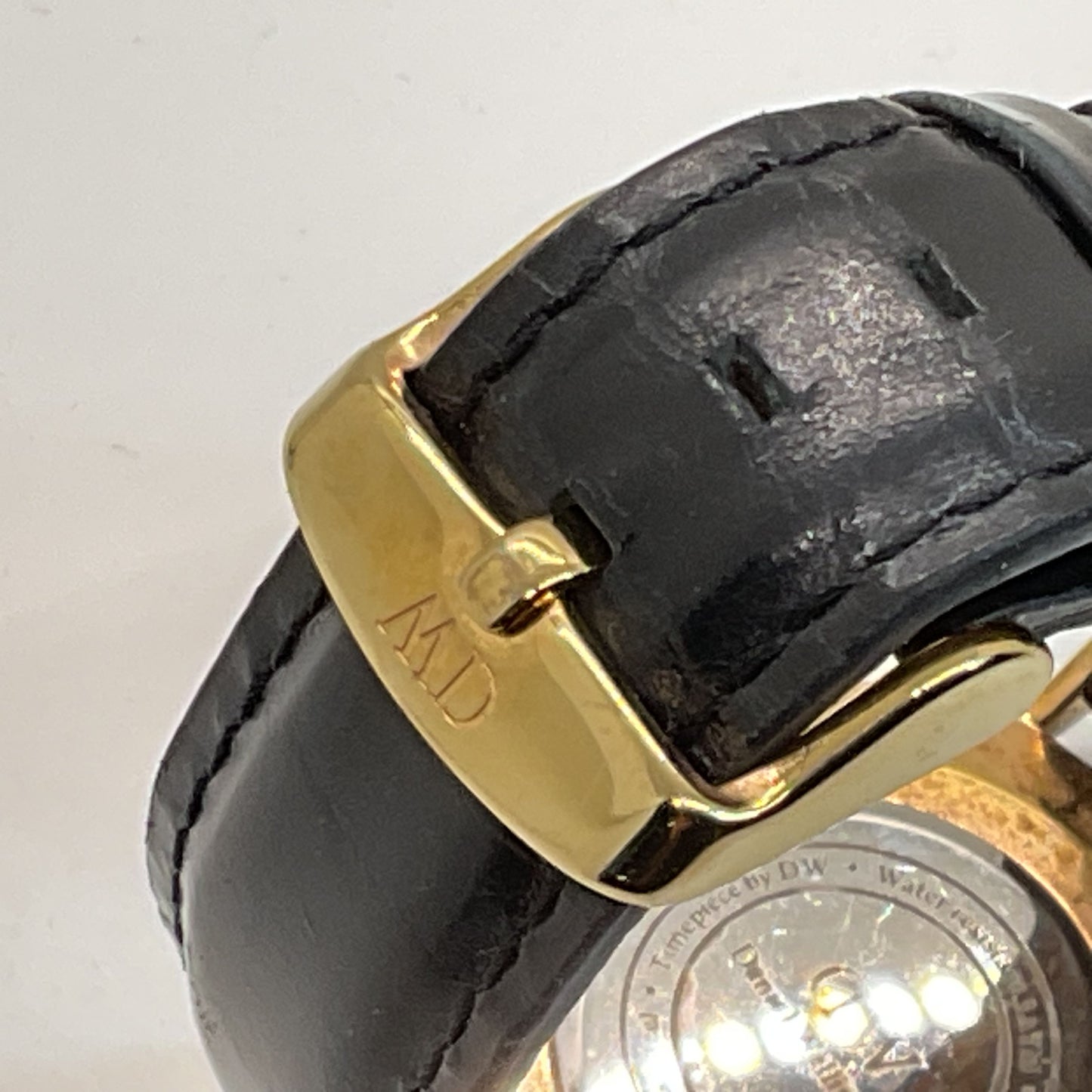 DANIEL WELLINGTON Men's Gold Tone Black Leather Band Watch